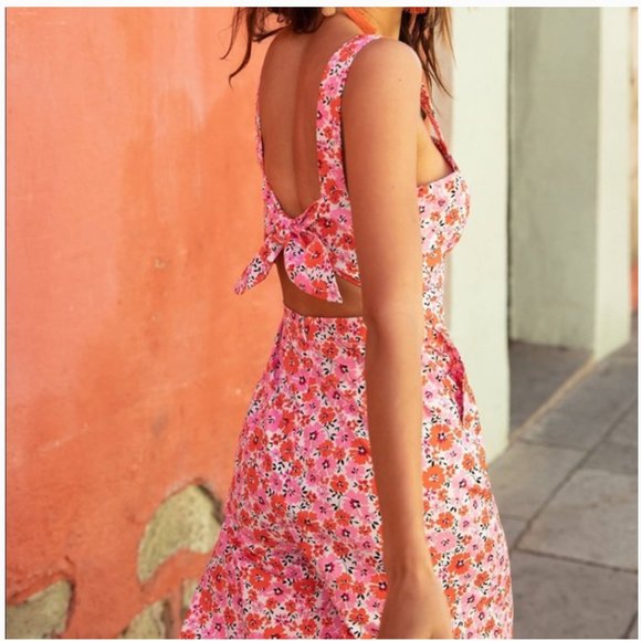 Yumi Kim 'Walk This Way' Retro Style Wide Leg Floral Jumpsuit - Picture 16 of 16